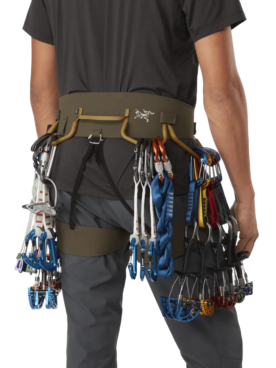 AR-395A Harness Men's