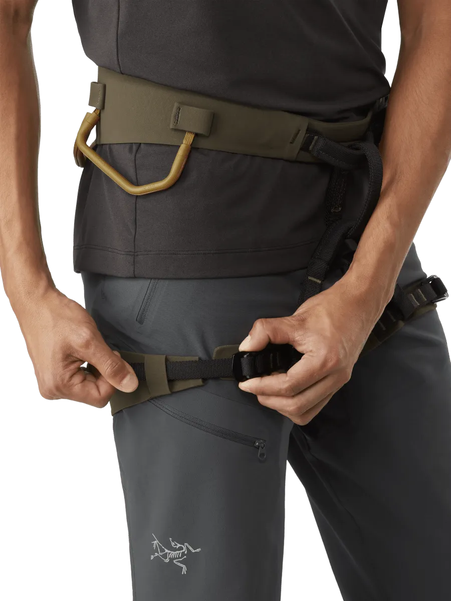 AR-395A Harness Men's