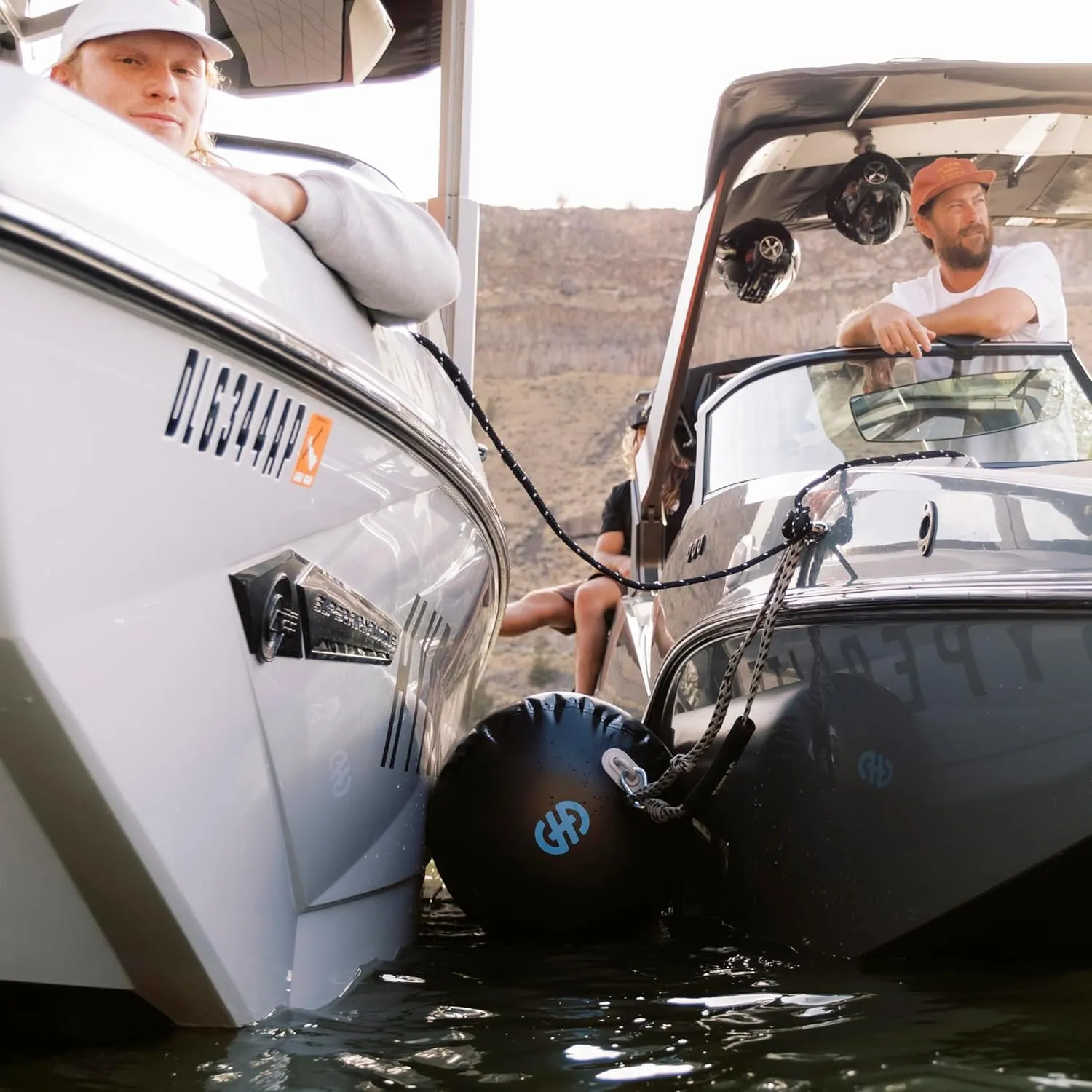 Boat Bumper - Inflatable Dock & Tie-Up Protection - Durable UV Material - Double Welded Seams - Easy Setup - Includes Tie-Down Cleats & Ropes - 15 Ft - Black